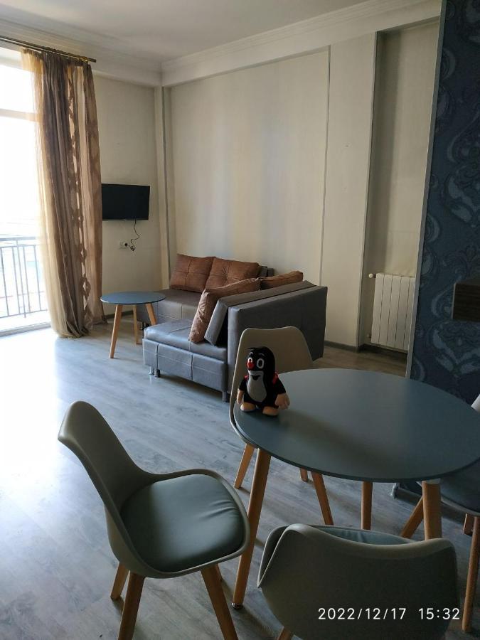 Apartment Sandra Tiflis Exterior foto