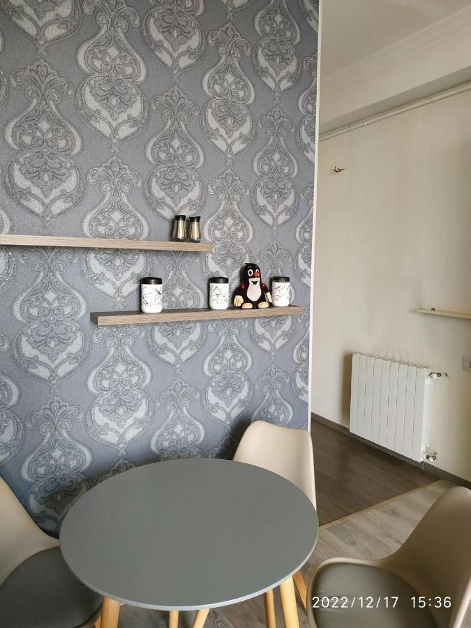 Apartment Sandra Tiflis Exterior foto